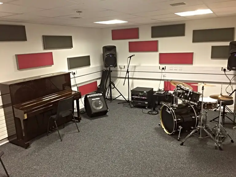 Practice Rooms and instruments | School of Arts, English and Languages ...